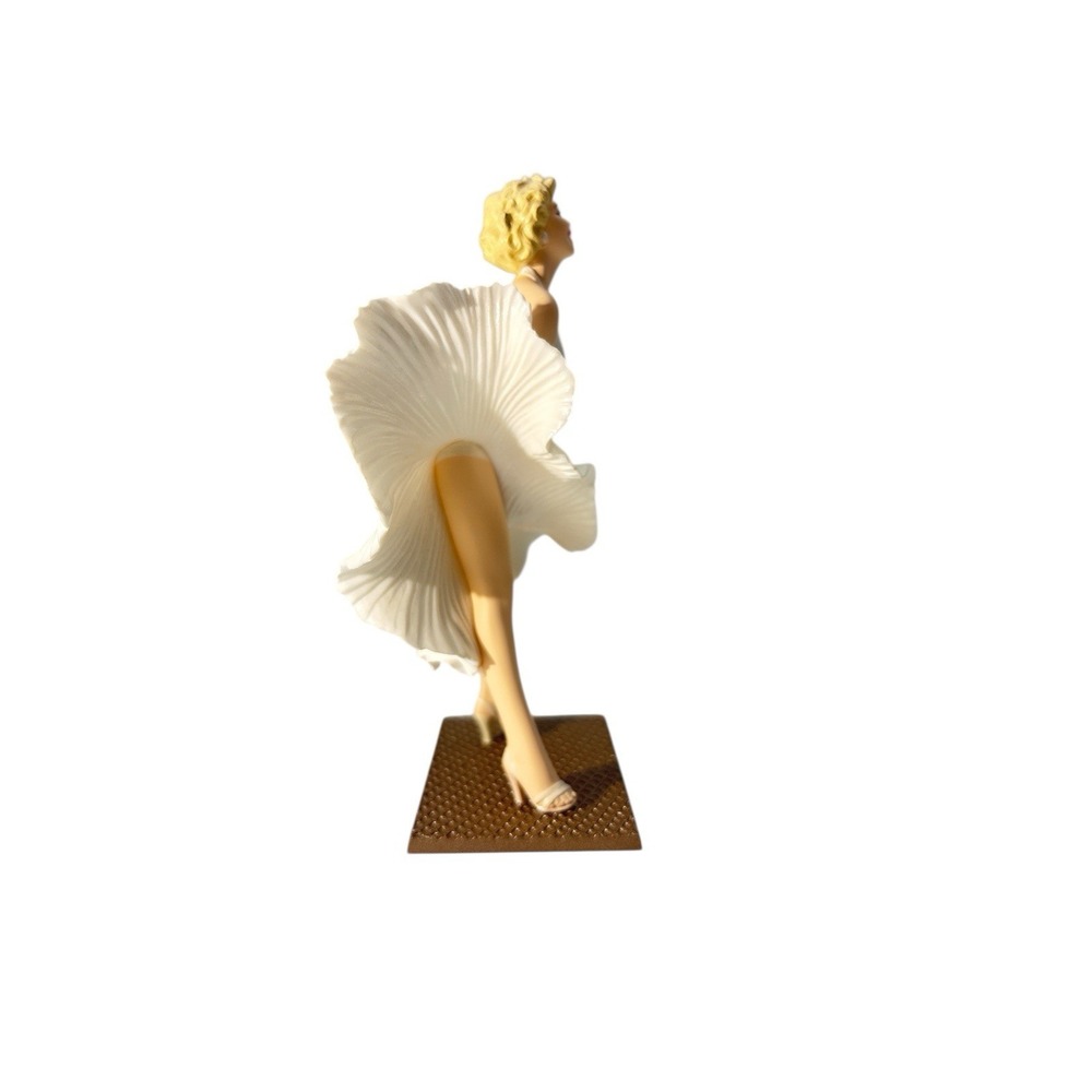 Christmas Ornament Marilyn Monroe‎ Hallmark Keepsake Collector Series 1998 - Picture 5 of 11